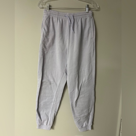 H&M Lilac Sweatpants - Picture 1 of 5